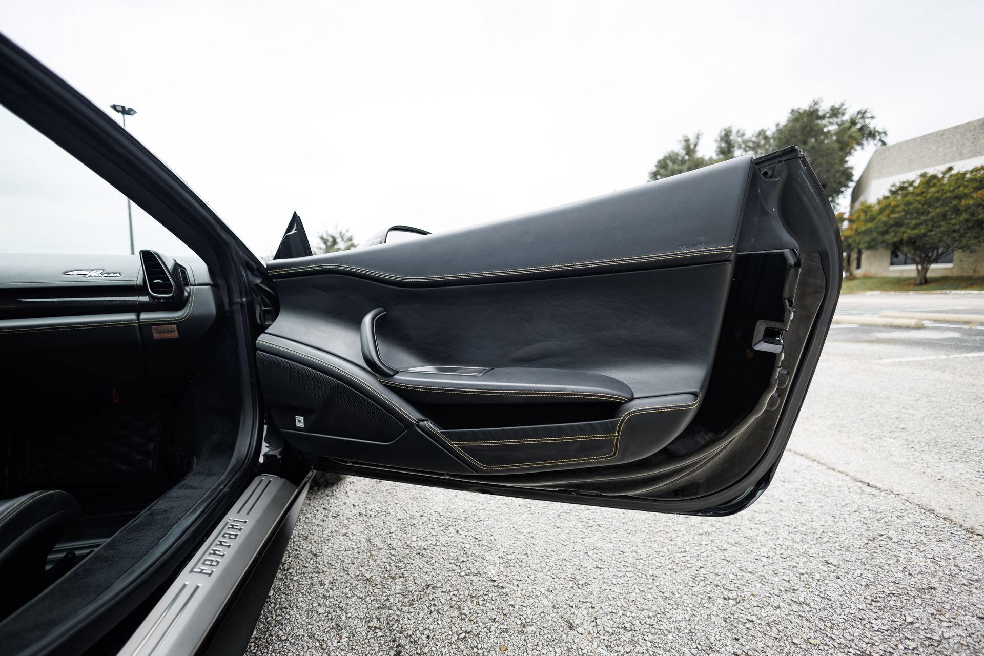 Used 2012 Ferrari 458 Italia Coupe RWD image 57