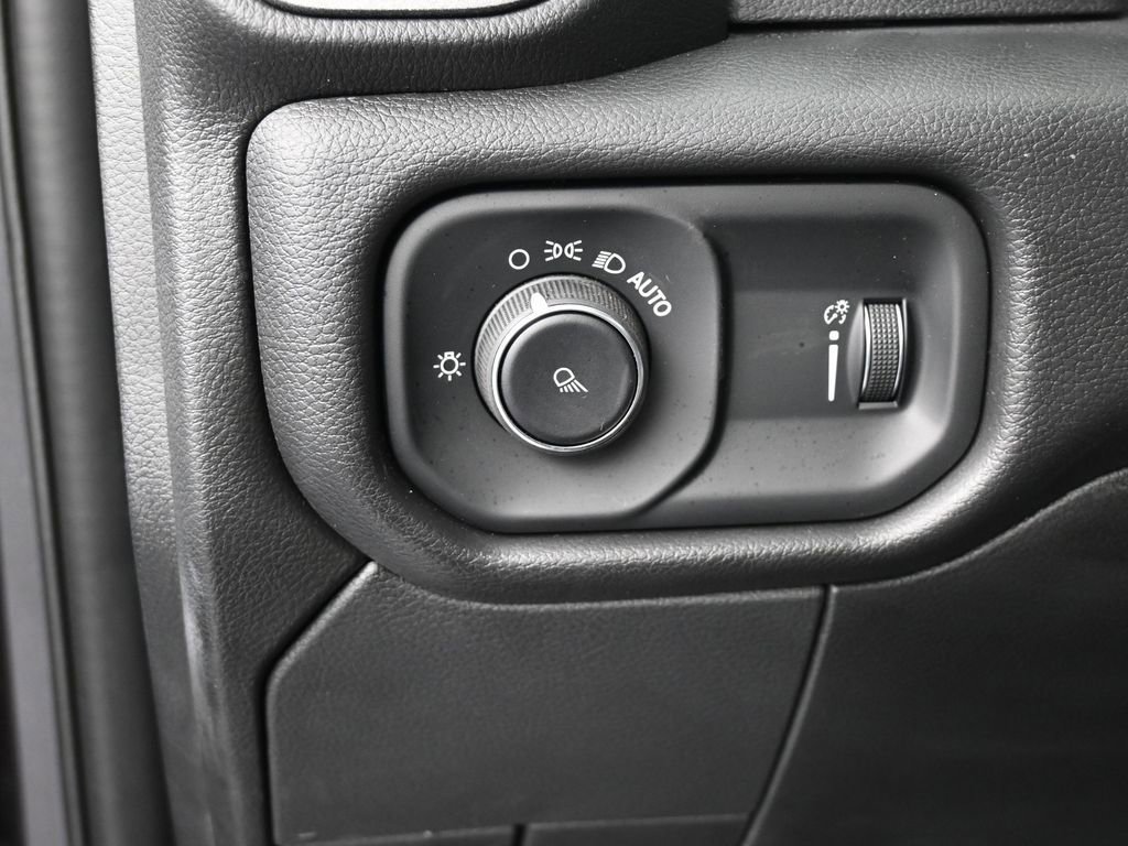 Used 2024 RAM 3500 Tradesman image 14