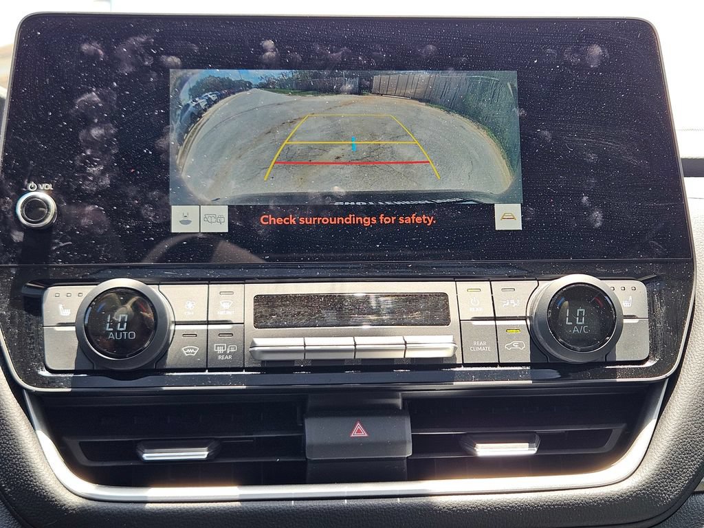 Used 2024 Toyota Grand Highlander XLE FWD image 27