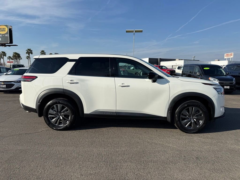 Certified 2024 Nissan Pathfinder S image 7