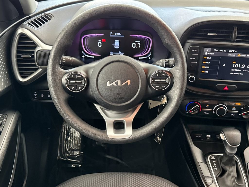 Used 2024 Kia Soul LX w/ Option Group 015 image 13