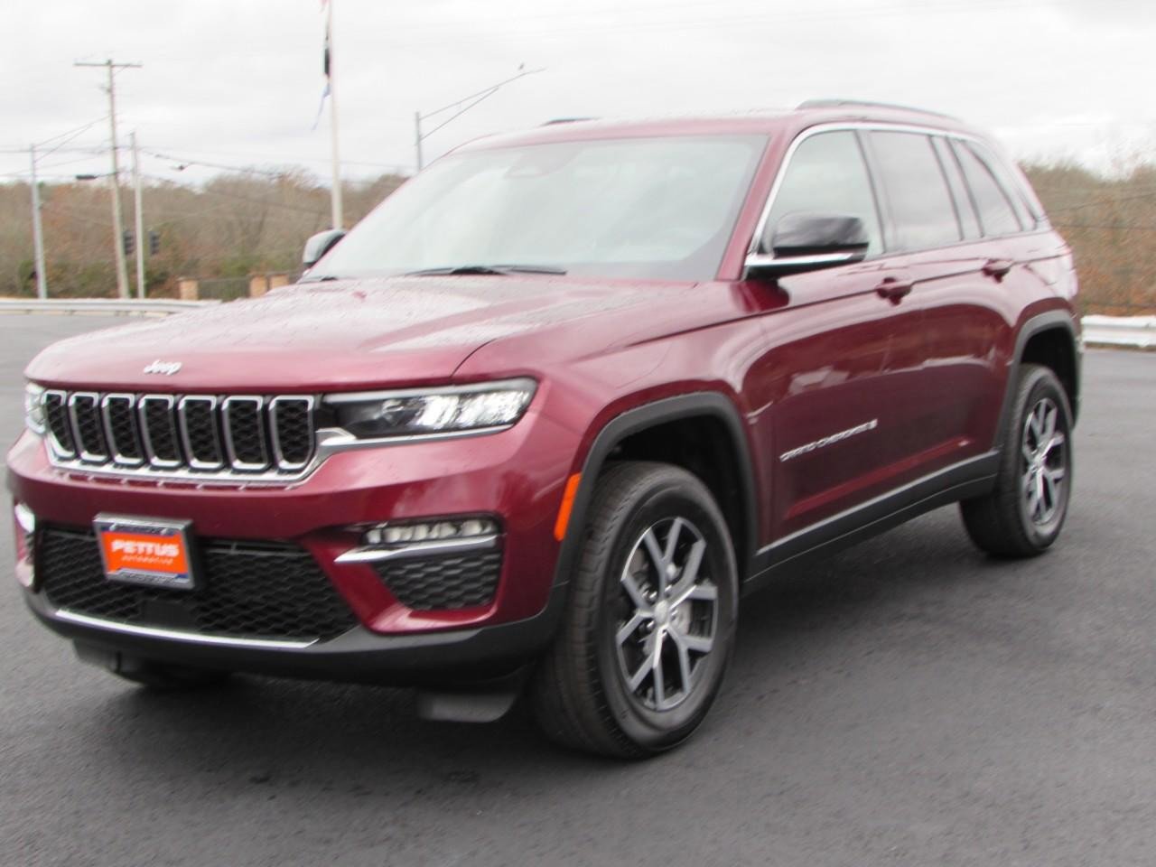 New 2025 Jeep Grand Cherokee Limited image 3