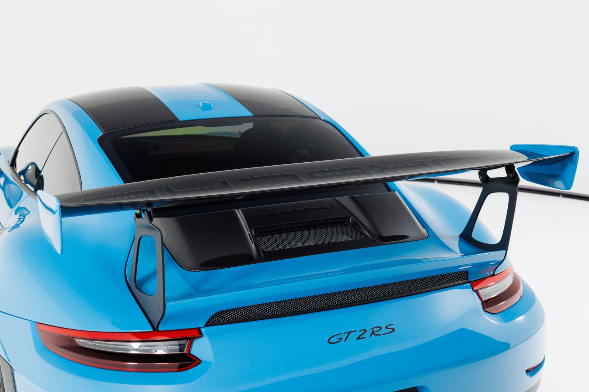 Used 2018 Porsche 911 GT2 RS RWD image 72