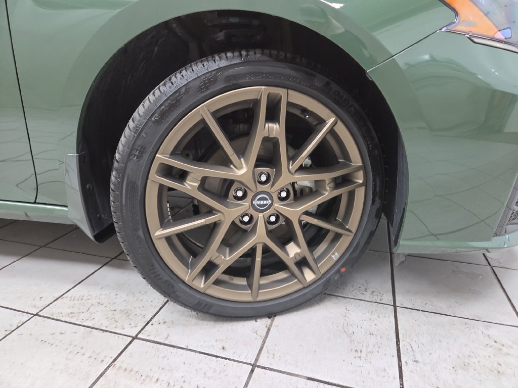 Used 2025 Nissan Altima 2.5 SR AWD/4WD image 8