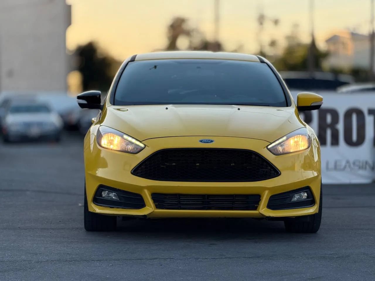 Used 2017 Ford Focus ST image 3