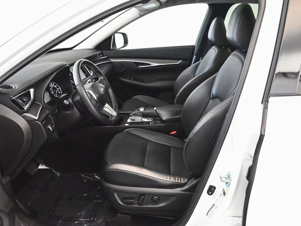 Used 2023 INFINITI QX50 Luxe image 30