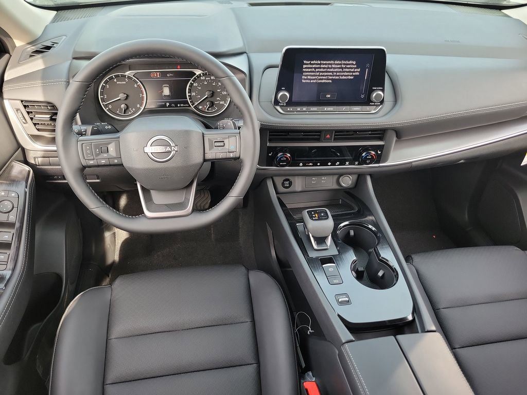 New 2026 Nissan Rogue SV image 4