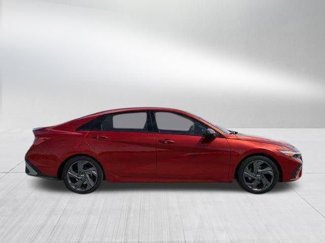 New 2026 Hyundai Elantra Sport FWD image 16