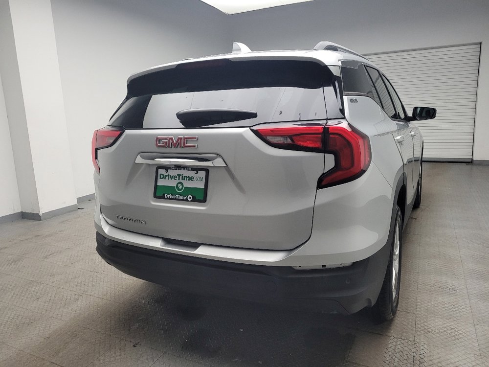 Used 2019 GMC Terrain SLE w/ Driver Convenience Package FWD image 7