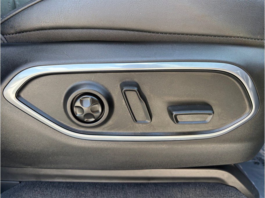 Used 2024 Jeep Wagoneer Series II AWD/4WD image 49