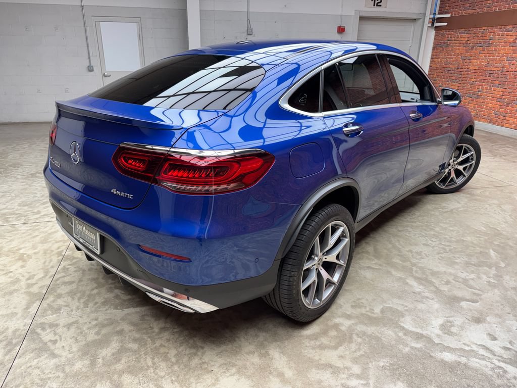 Used 2023 Mercedes-Benz GLC 300 4MATIC Coupe image 5