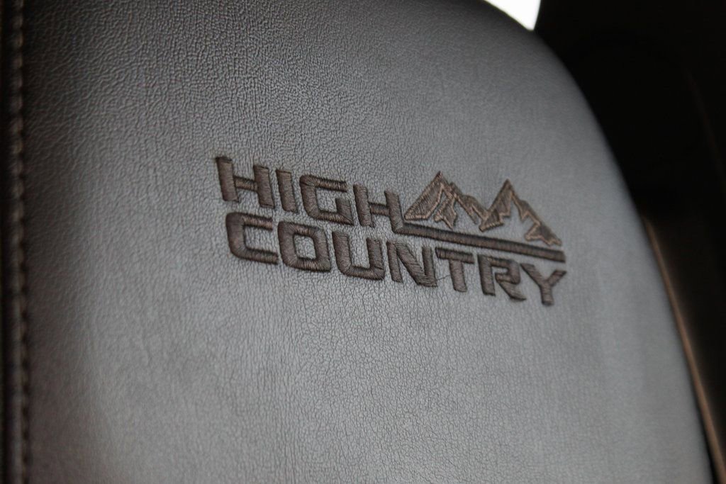 Used 2020 Chevrolet Silverado 3500 High Country w/ Z71 Off-Road Package AWD/4WD image 47
