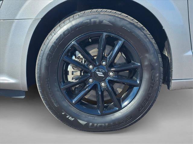 Used 2020 Dodge Grand Caravan GT FWD image 27