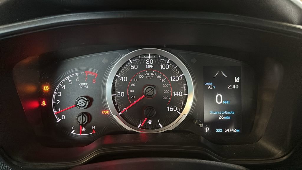 Used 2020 Toyota Corolla SE image 2