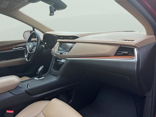 Used 2019 Cadillac XT5 Platinum AWD/4WD image 6