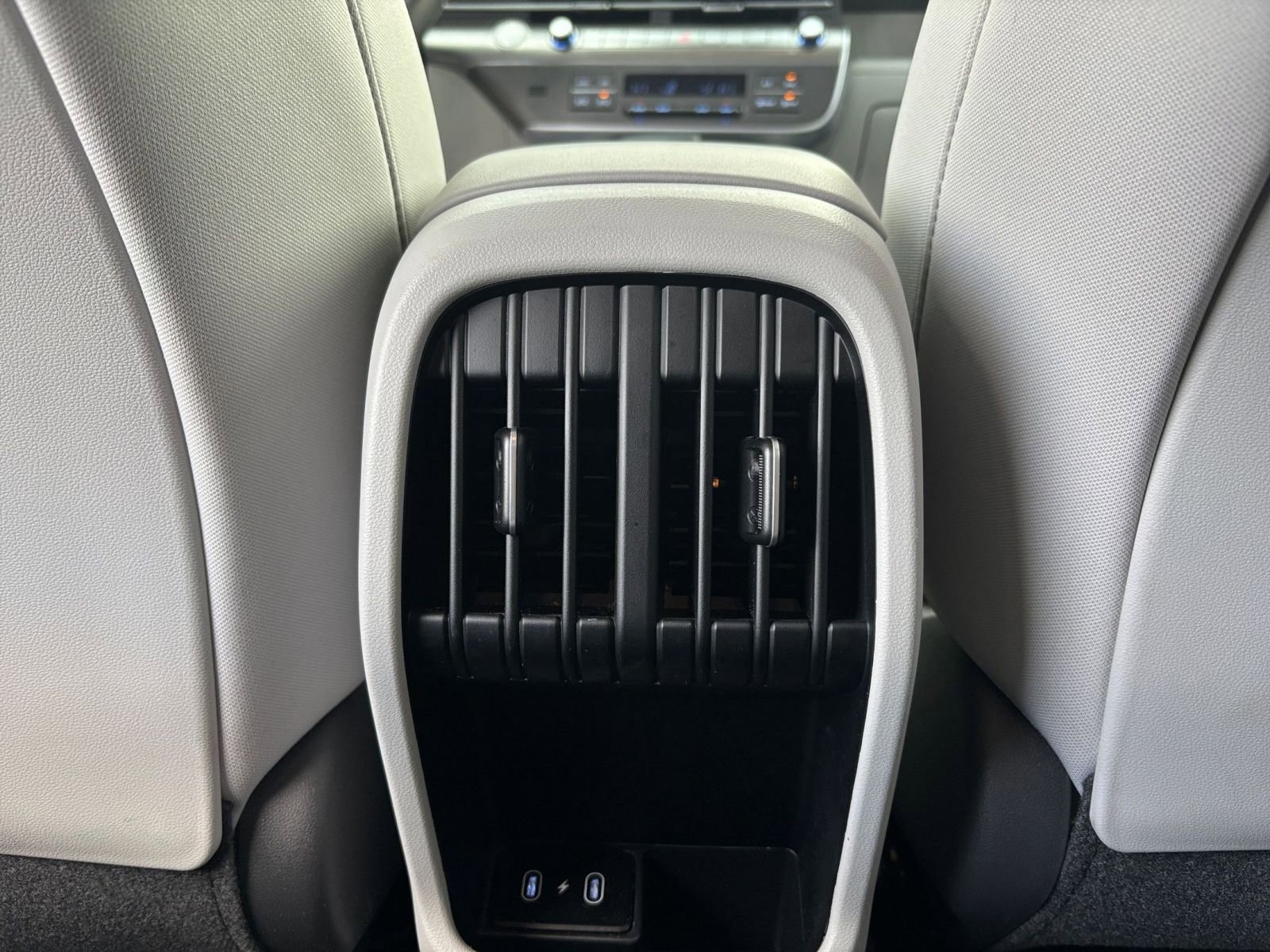 Used 2025 Hyundai Kona SEL image 24