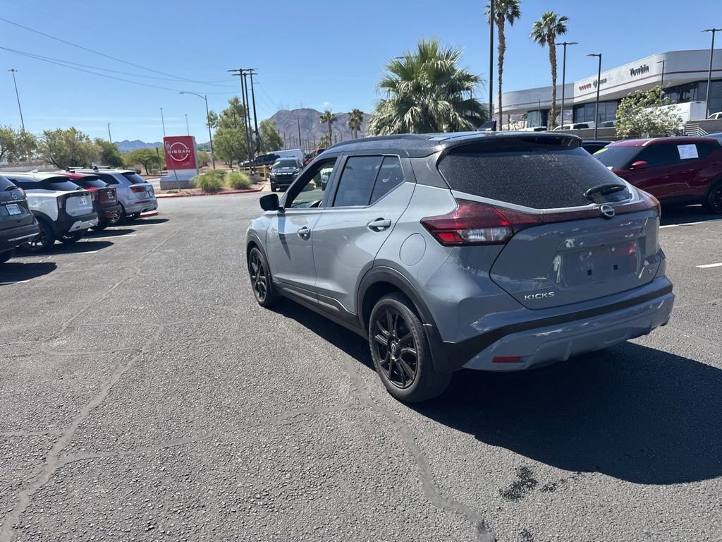 Used 2023 Nissan Kicks SR w/ SR Premium Package FWD image 13