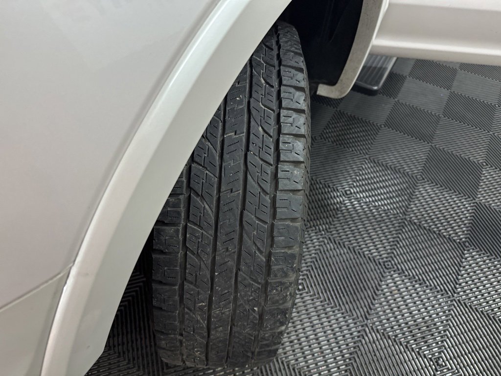 Used 2016 Ford F150 Lariat w/ Equipment Group 502A Luxury image 38