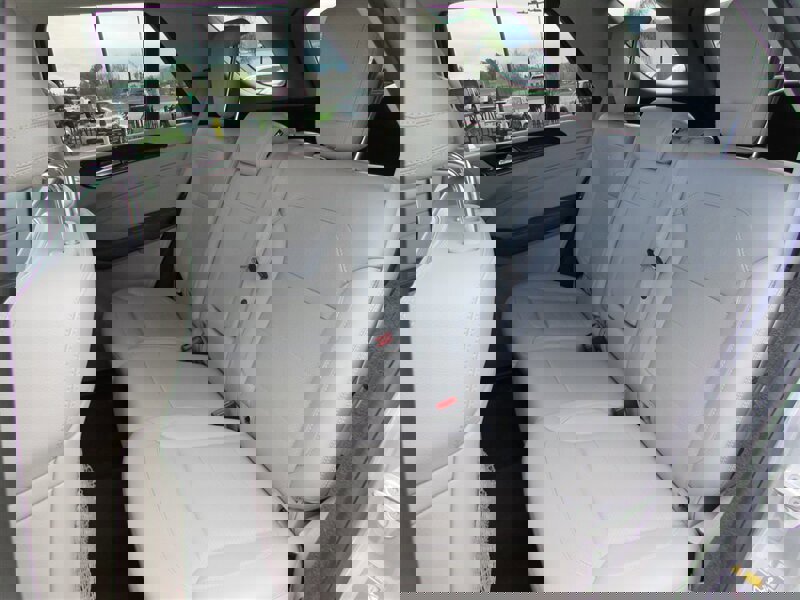 Used 2013 Mercedes-Benz ML 350 4MATIC image 28