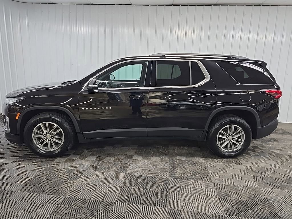 Used 2023 Chevrolet Traverse LT image 5