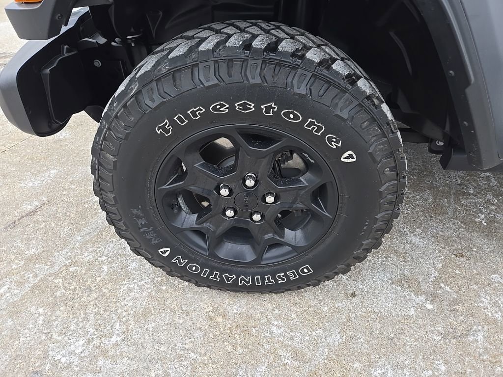 Used 2023 Jeep Wrangler Unlimited image 32