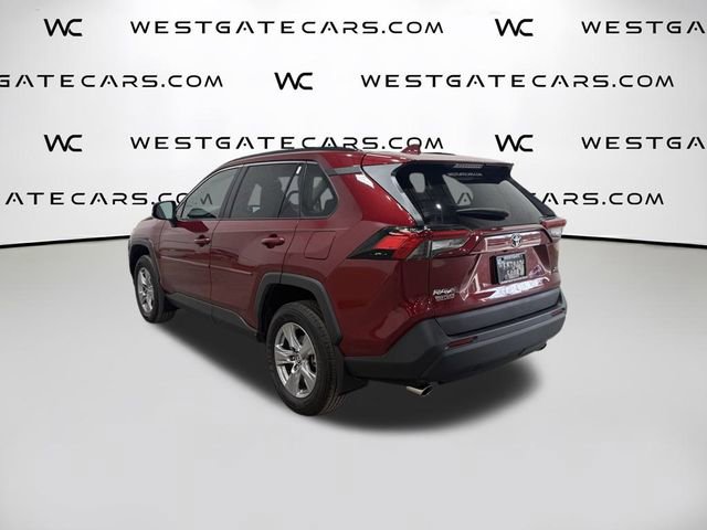 Used 2023 Toyota RAV4 XLE w/ Convenience Package image 5