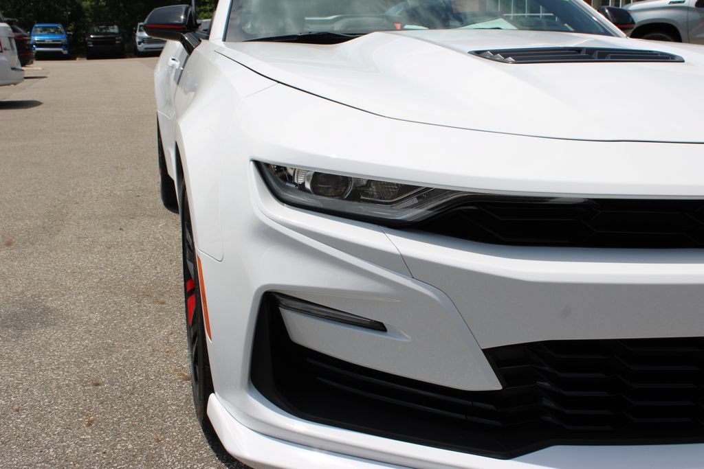 Used 2023 Chevrolet Camaro SS w/ Redline Edition RWD image 5