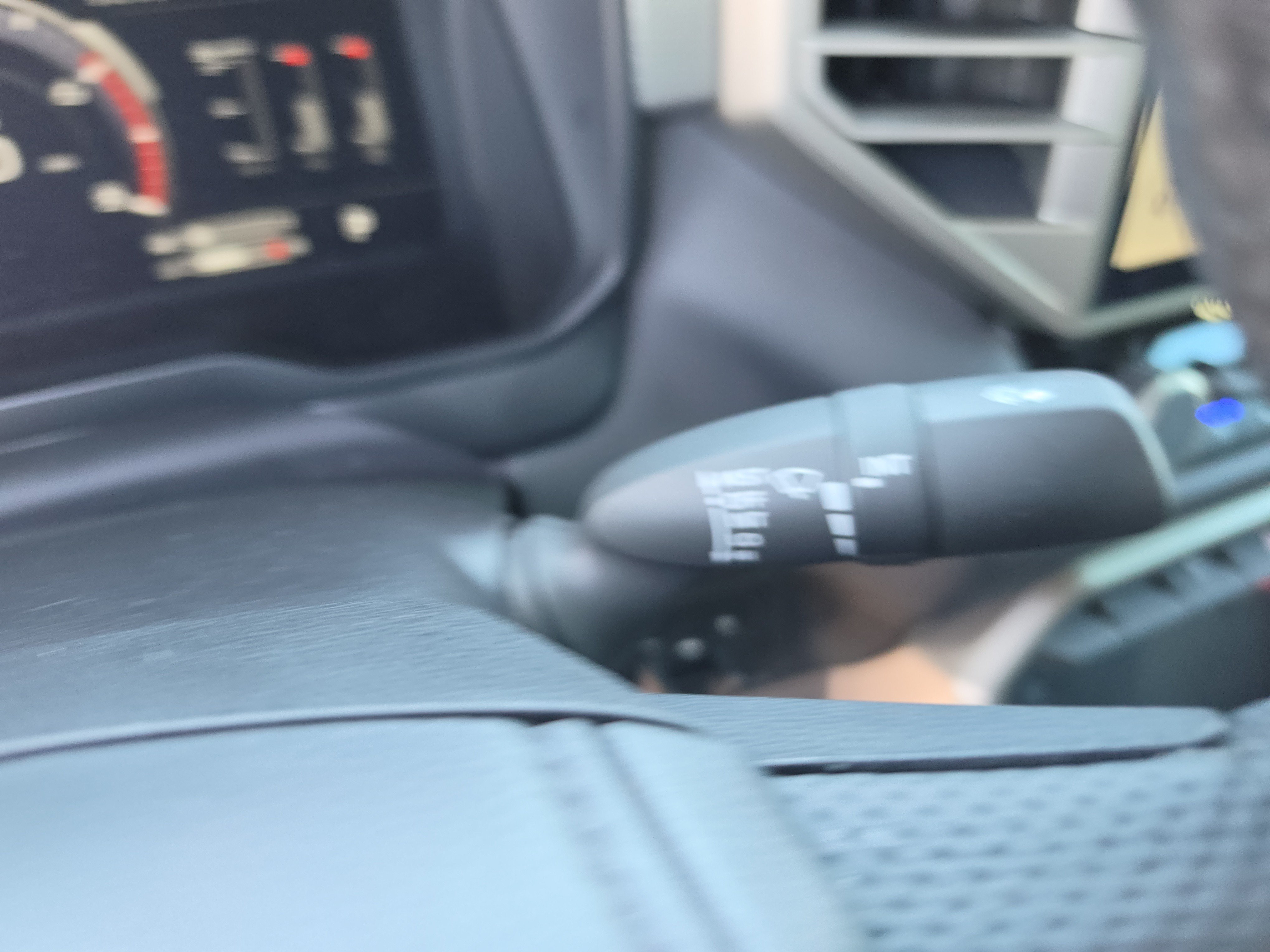 Used 2025 Toyota Tundra Limited AWD/4WD image 22