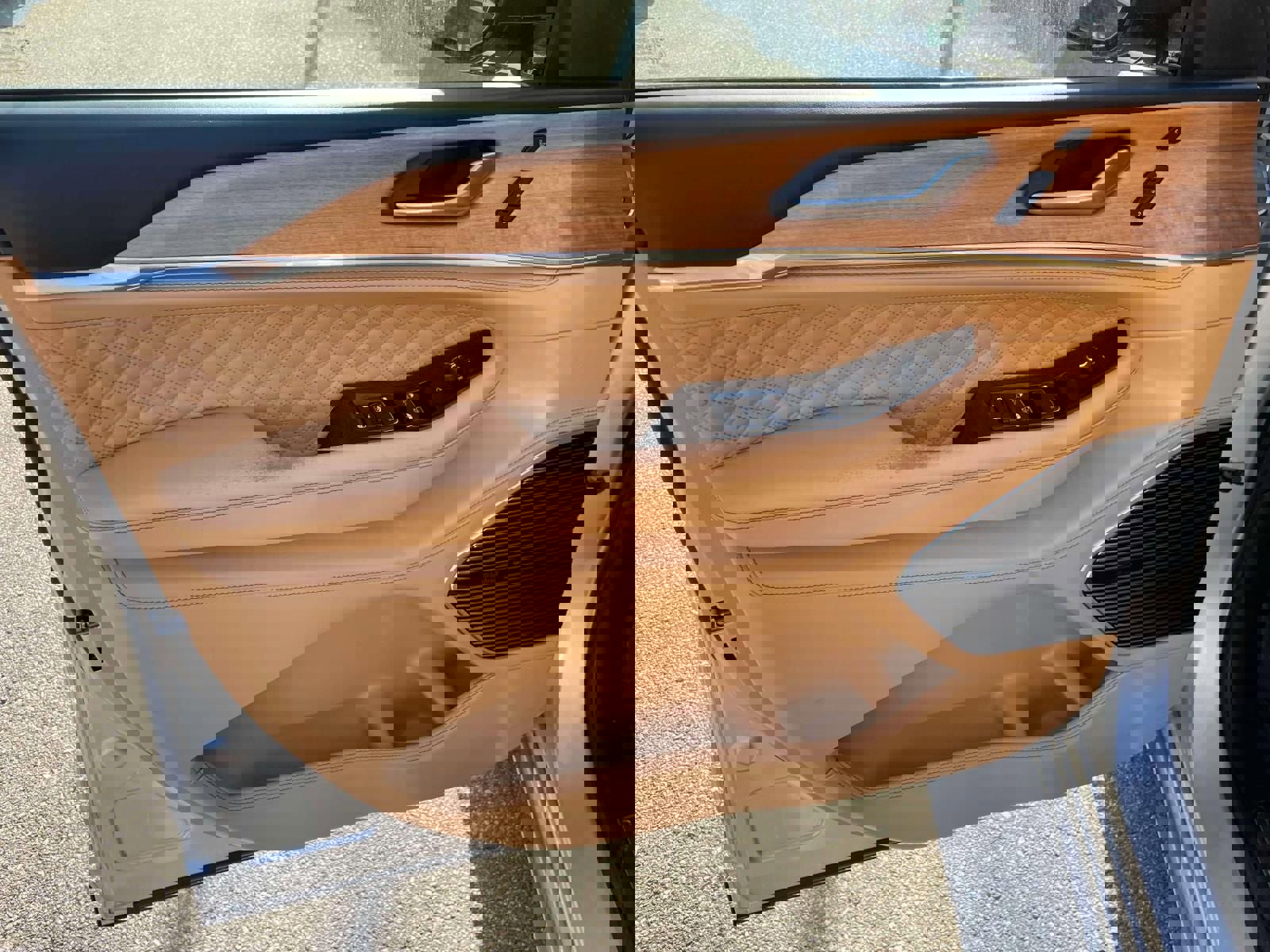 Used 2023 Jeep Grand Cherokee Summit image 16