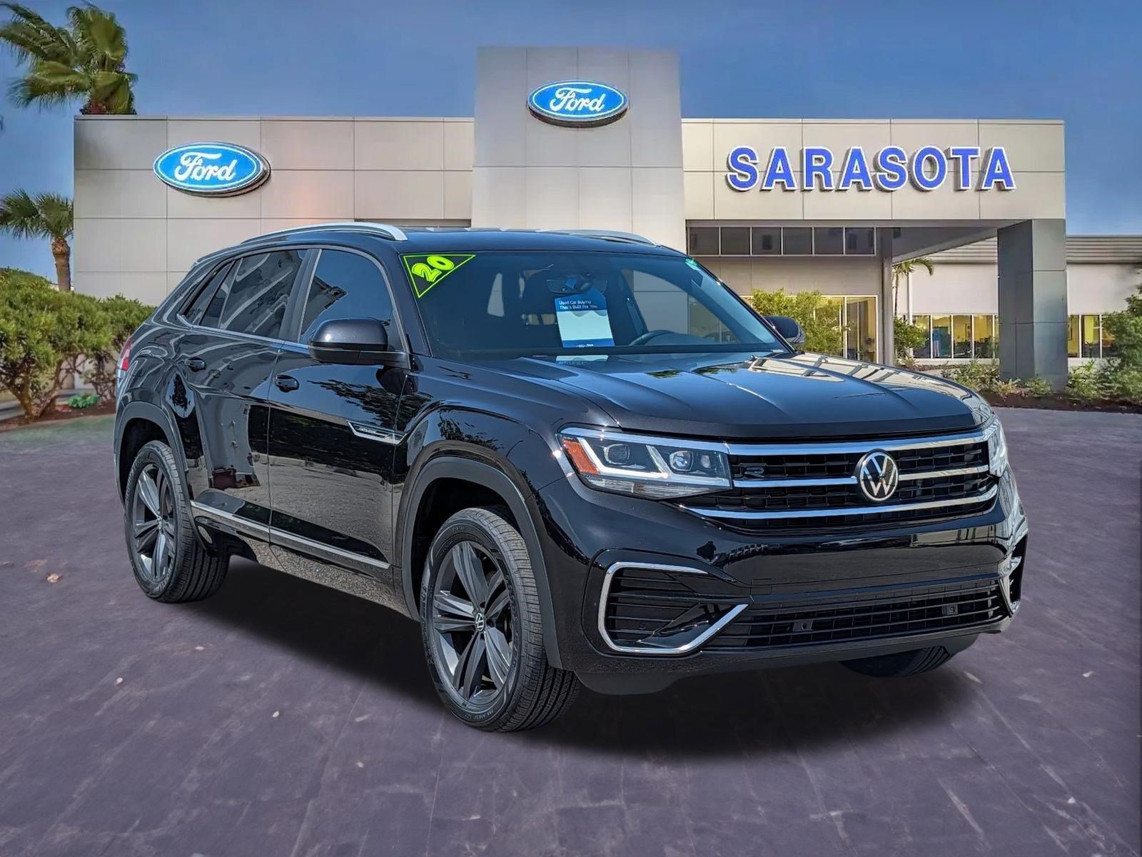 Used 2020 Volkswagen Atlas Cross Sport SE w/ Panoramic Sunroof Package FWD image 1