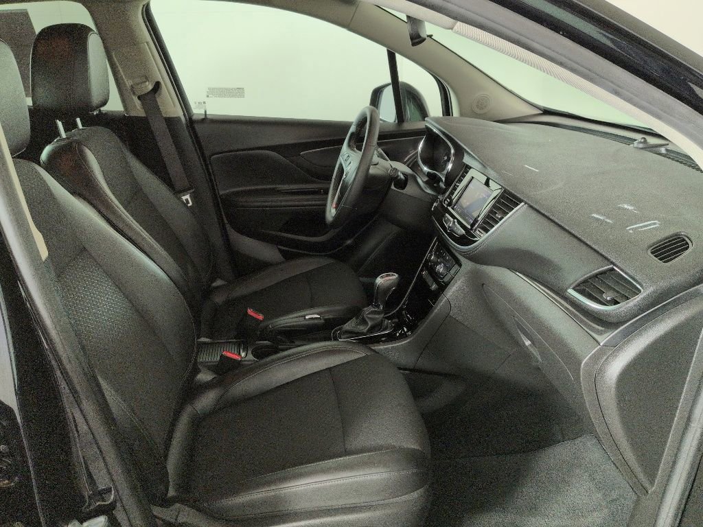 Certified 2022 Buick Encore Preferred w/ Safety Package AWD/4WD image 34