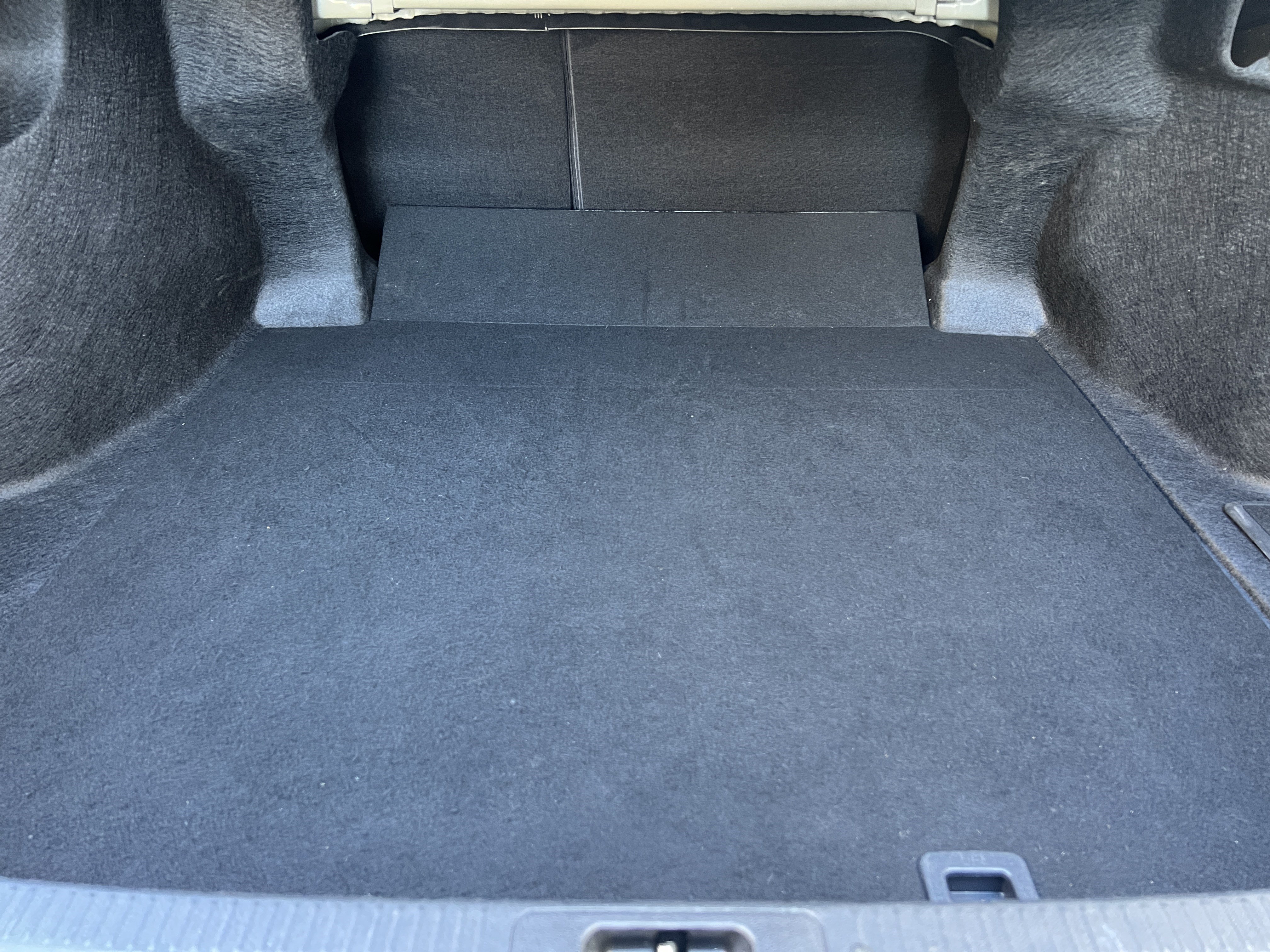 Used 2025 Toyota Camry SE FWD image 16