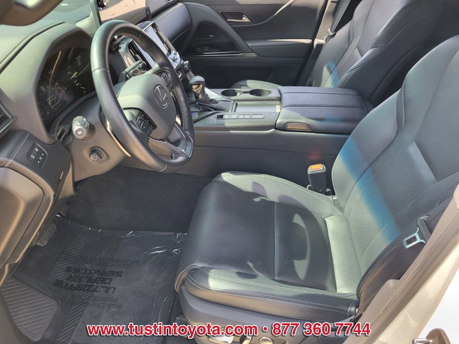 Used 2024 Lexus LX 600 600 Premium w/ Interior Upgrade Package image 10