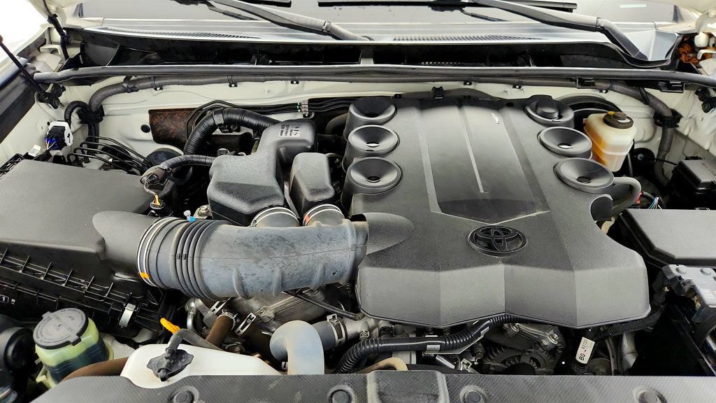 Used 2020 Toyota 4Runner Limited RWD image 28