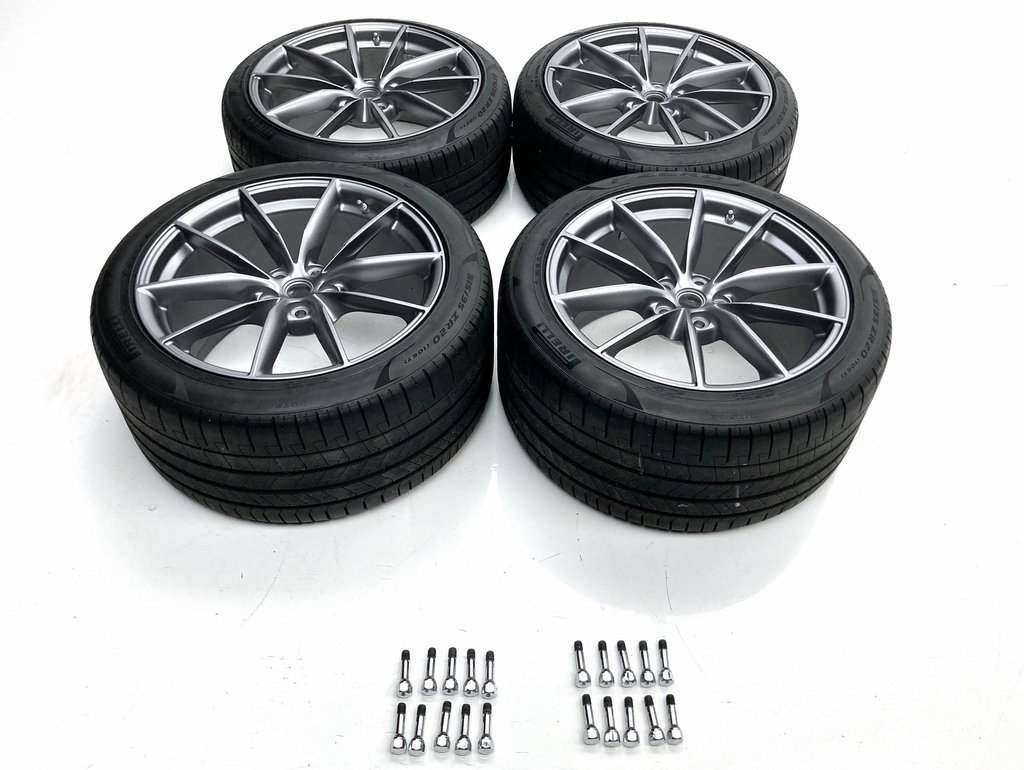 Used 2022 Ferrari 812 GTS image 38