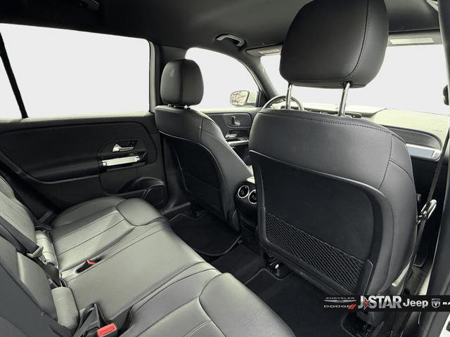 Used 2023 Mercedes-Benz EQB 300 4MATIC image 21