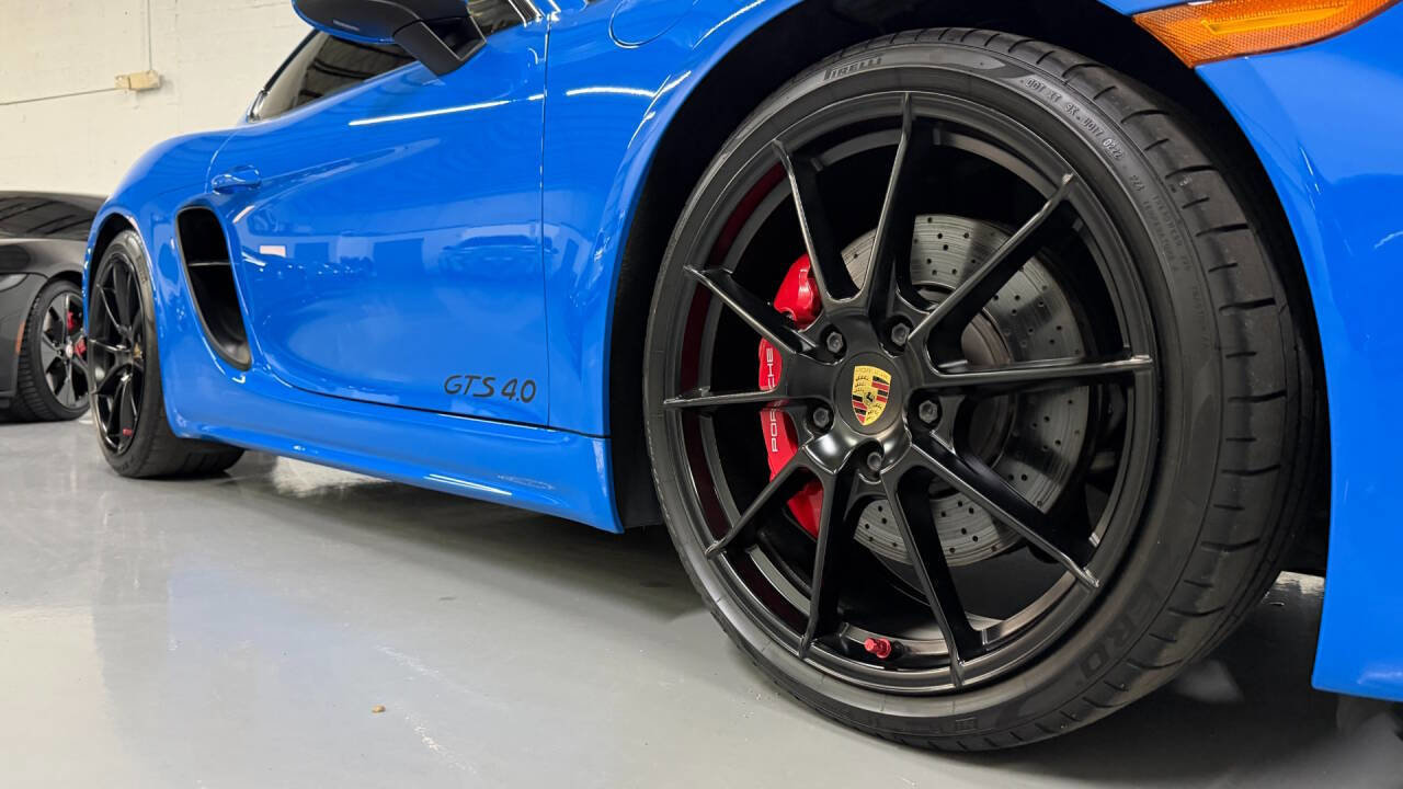 Used 2022 Porsche 718 Cayman GTS RWD image 8