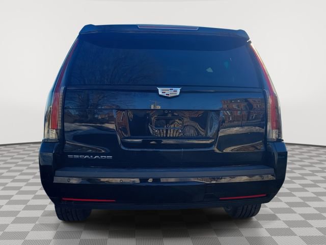 Used 2020 Cadillac Escalade Luxury w/ Escalade Sport Edition image 5