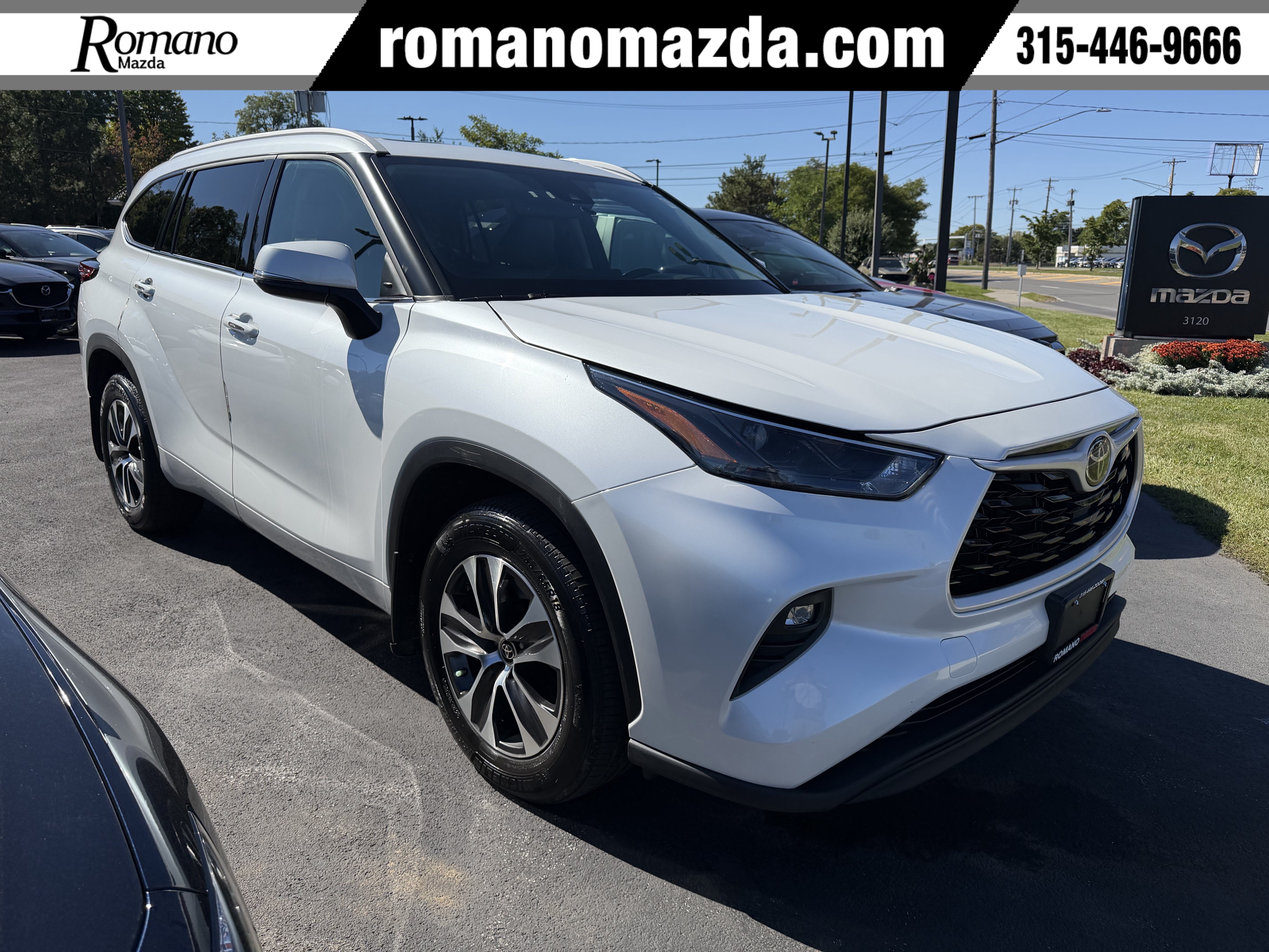 Used 2022 Toyota Highlander XLE