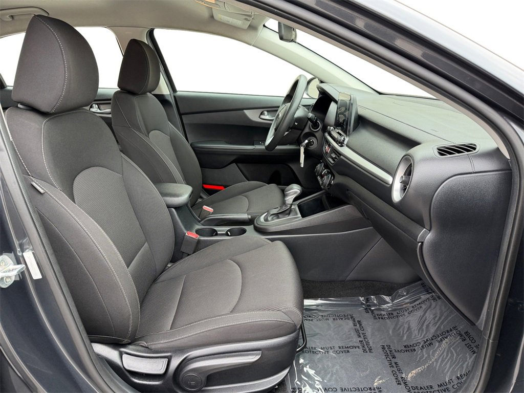 Used 2019 Kia Forte LXS image 18