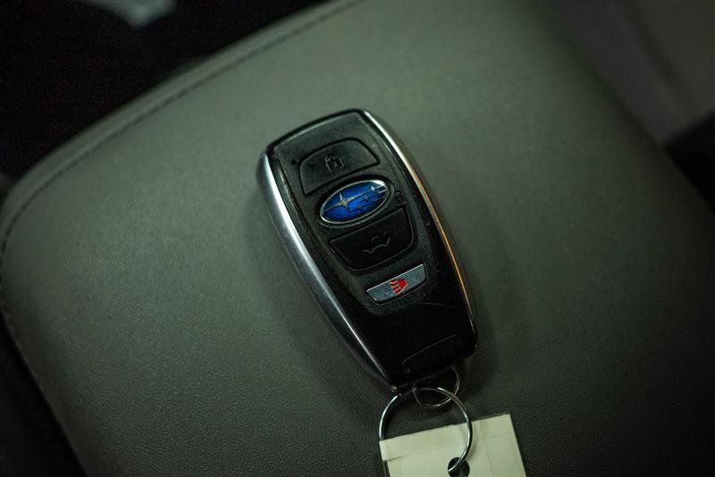 Used 2025 Subaru Outback Premium AWD/4WD image 25