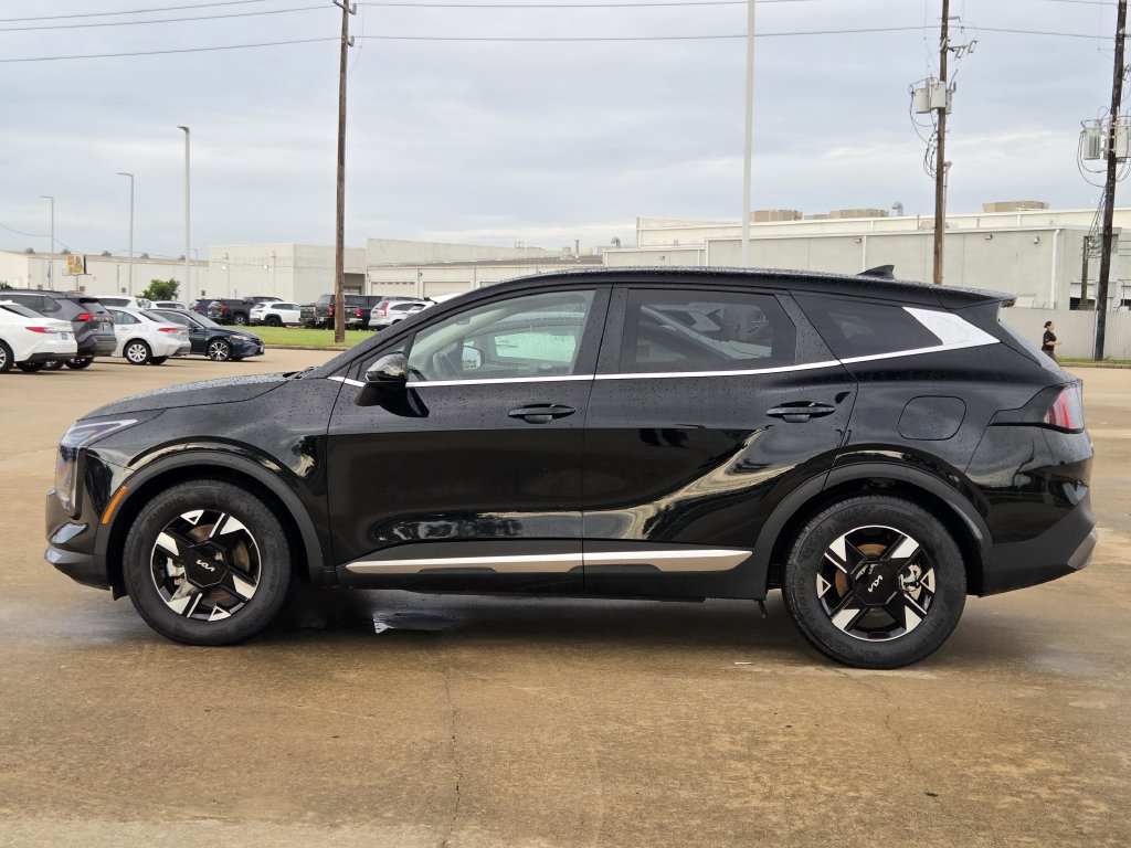 Used 2026 Kia Sportage LX FWD image 6