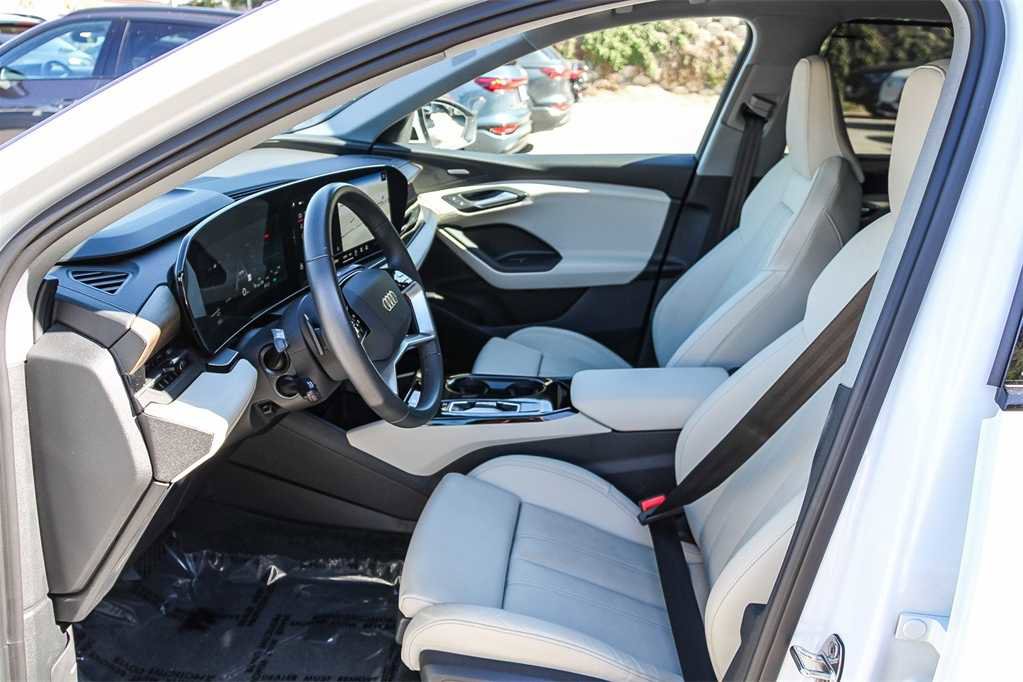 Used 2025 Audi Q6 e-tron Premium Plus image 19