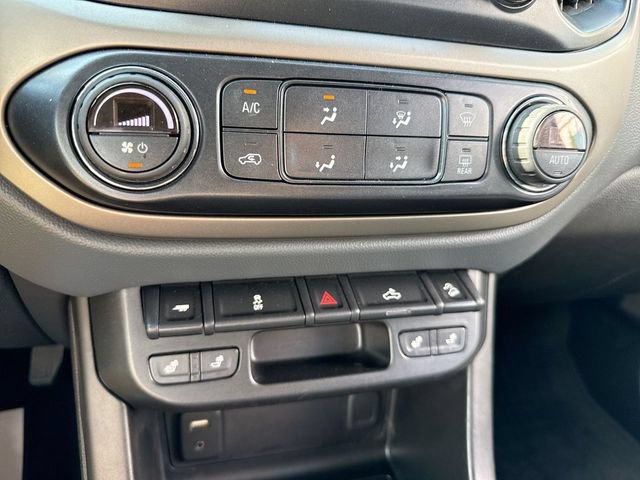 Used 2017 Chevrolet Colorado Z71 AWD/4WD image 19