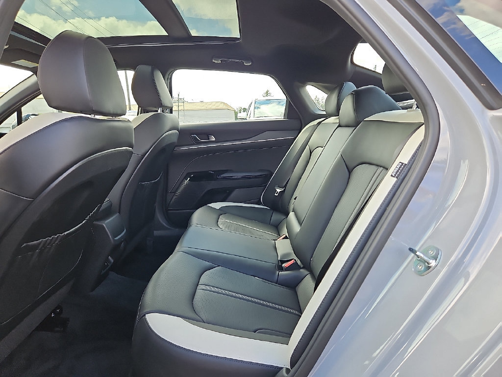 Certified 2025 Kia K5 GT-Line w/ GT-Line Premium Package FWD image 11