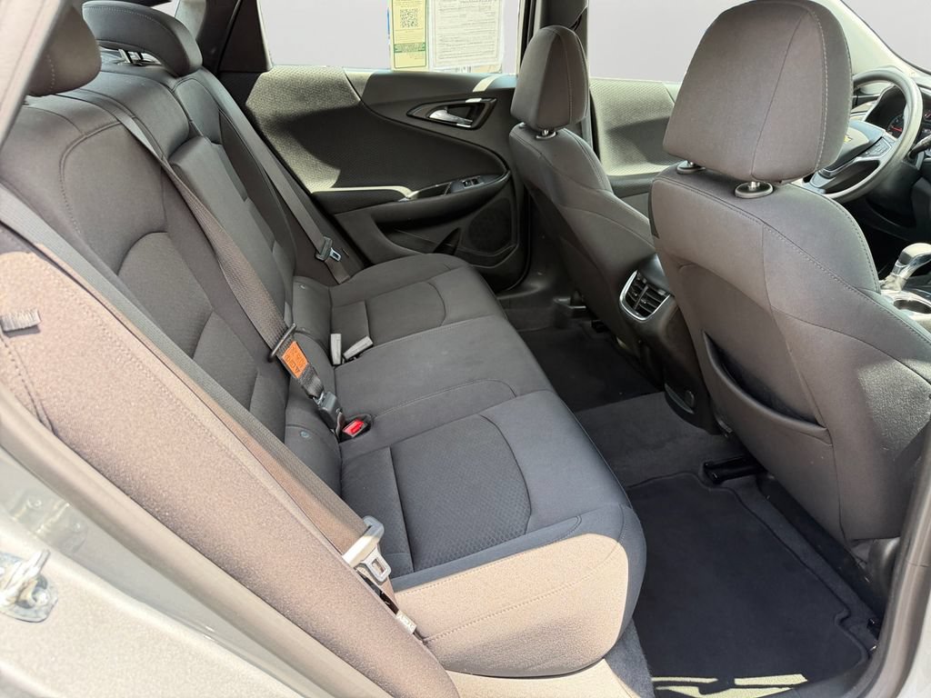 Used 2023 Chevrolet Malibu LT FWD image 13