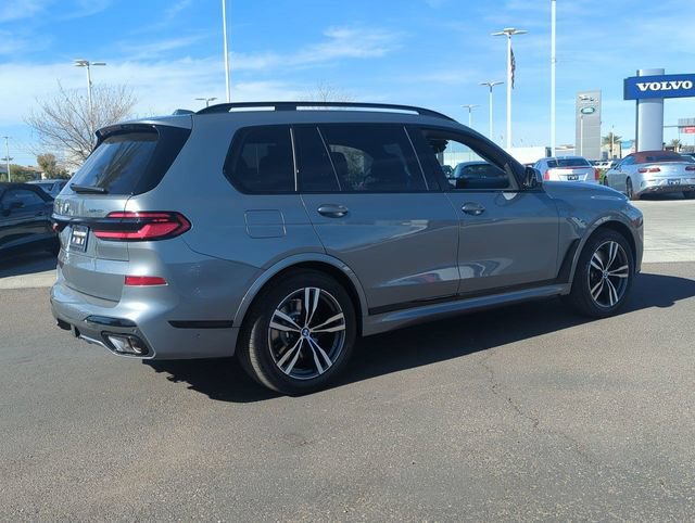 Used 2026 BMW X7 xDrive40i w/ M Sport Package AWD/4WD image 6