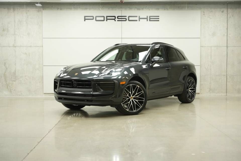 New 2026 Porsche Macan AWD/4WD image 1