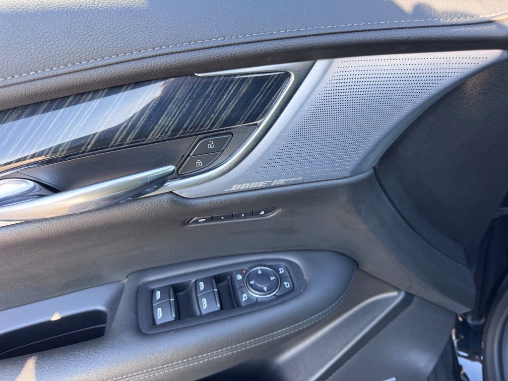 Used 2024 Cadillac XT6 Premium Luxury AWD/4WD image 23