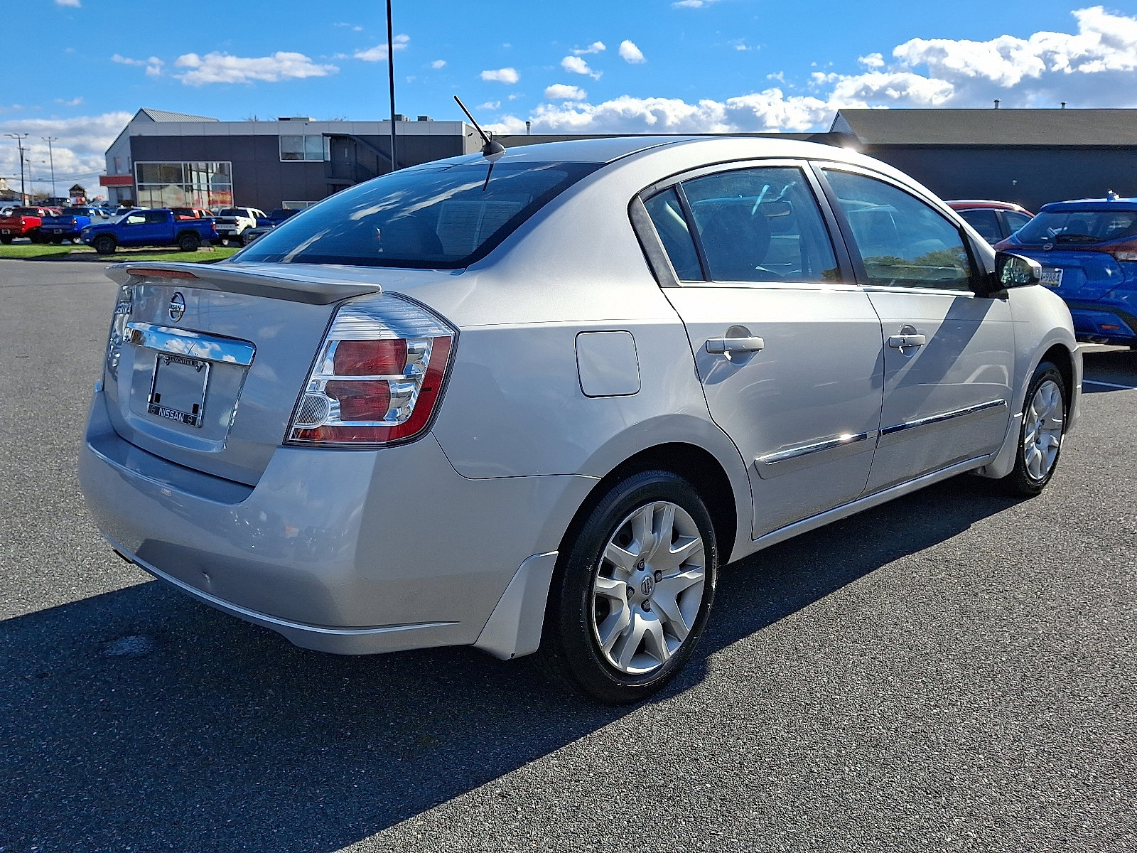 Used 2011 Nissan Sentra 2.0 S w/ Convenience Pkg image 8